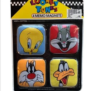 Vintage Looney tunes magnet set 1993